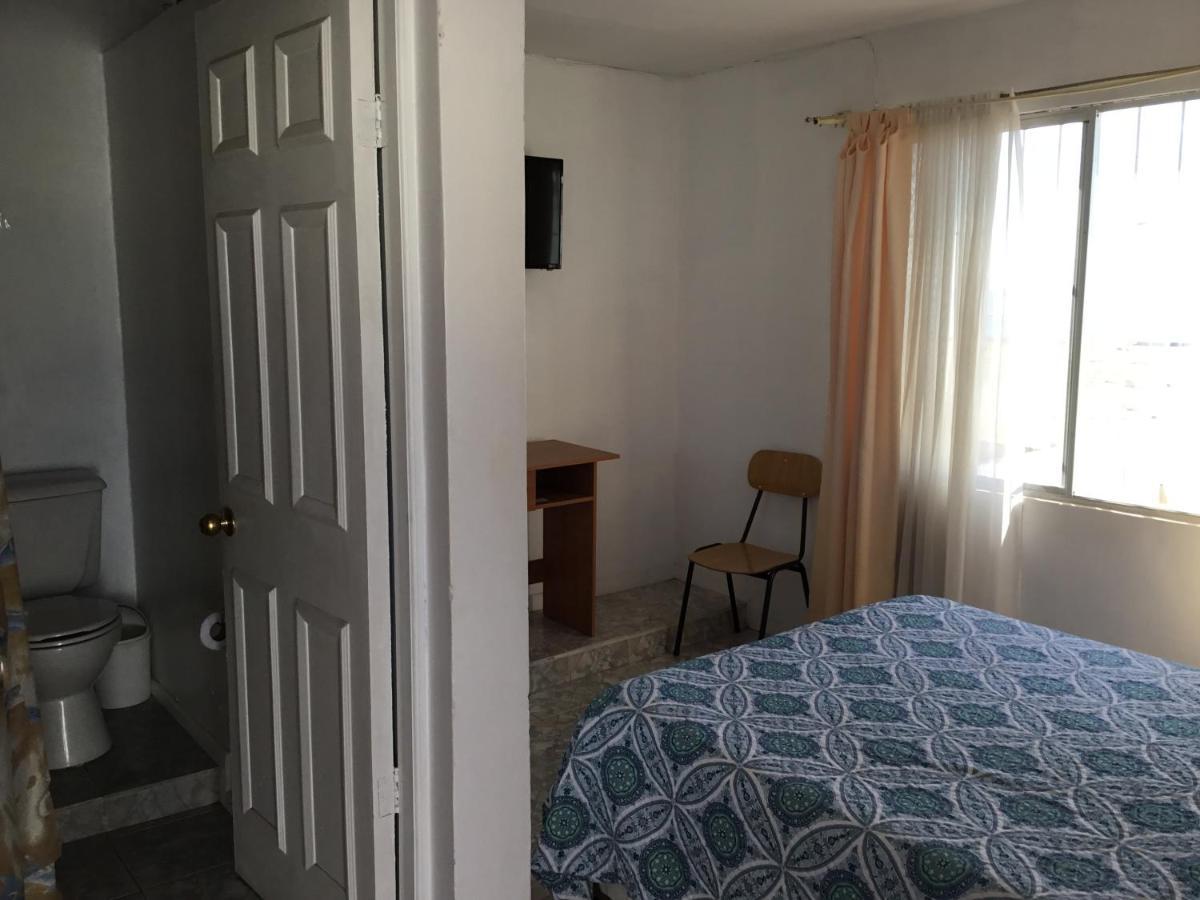 Hostal Playa Brava 卡尔德拉 外观 照片