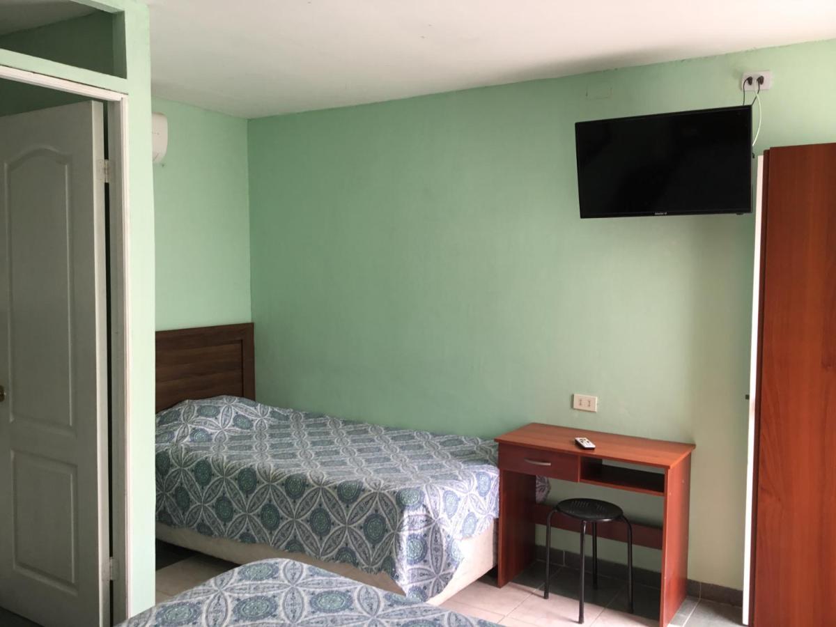 Hostal Playa Brava 卡尔德拉 外观 照片