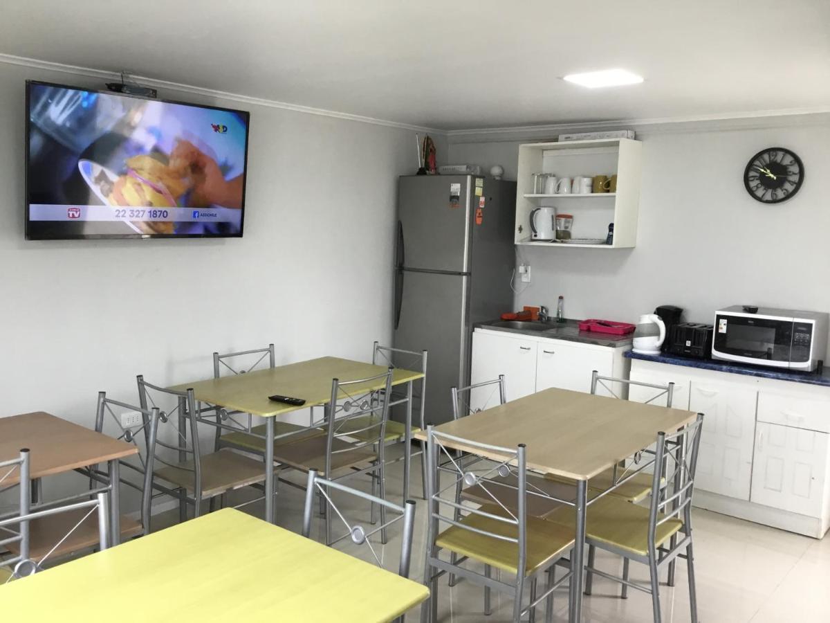 Hostal Playa Brava 卡尔德拉 外观 照片