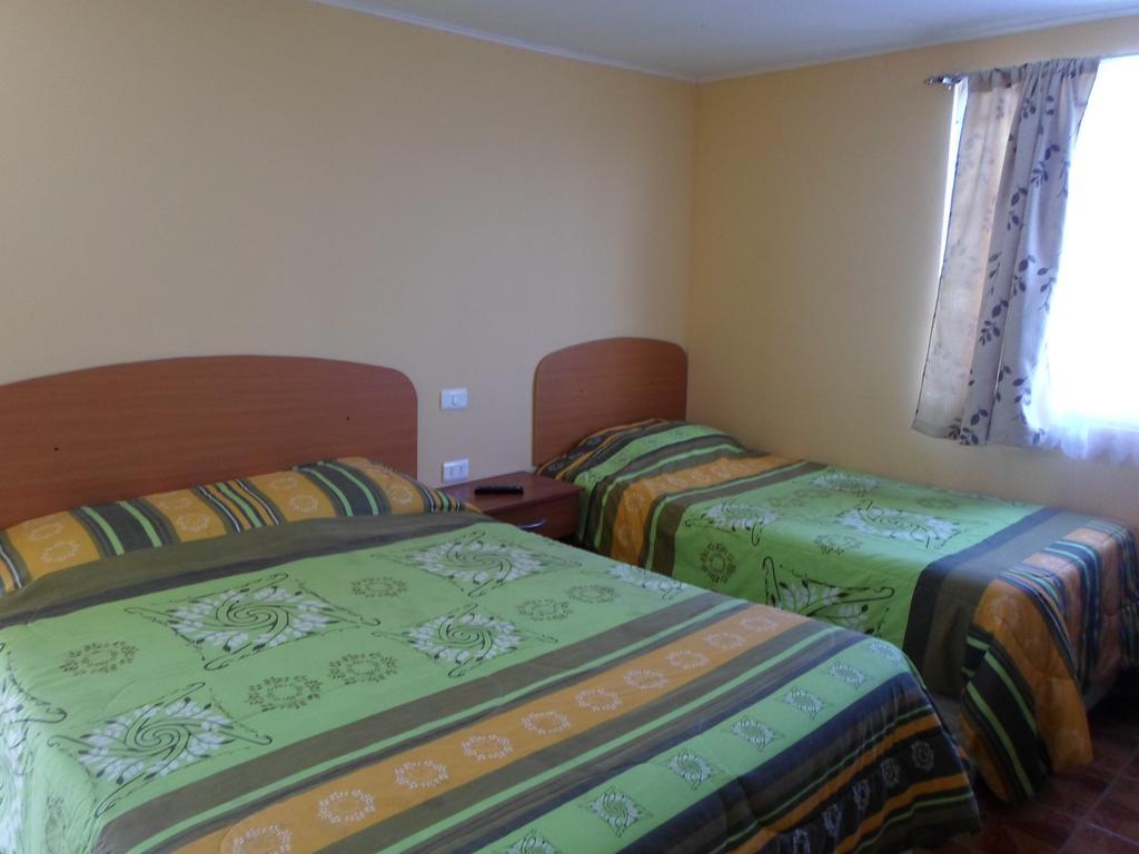 Hostal Playa Brava 卡尔德拉 外观 照片